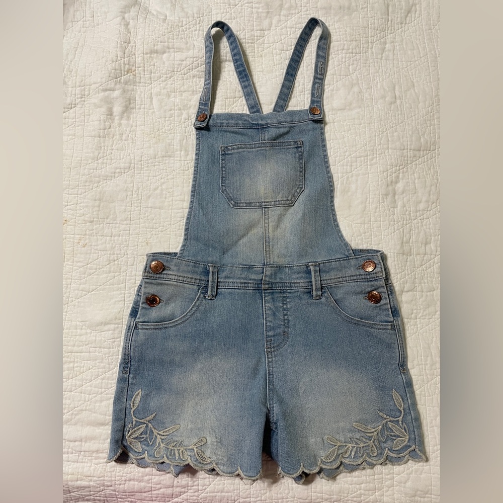 Cat & Jack girls denim shorts overalls